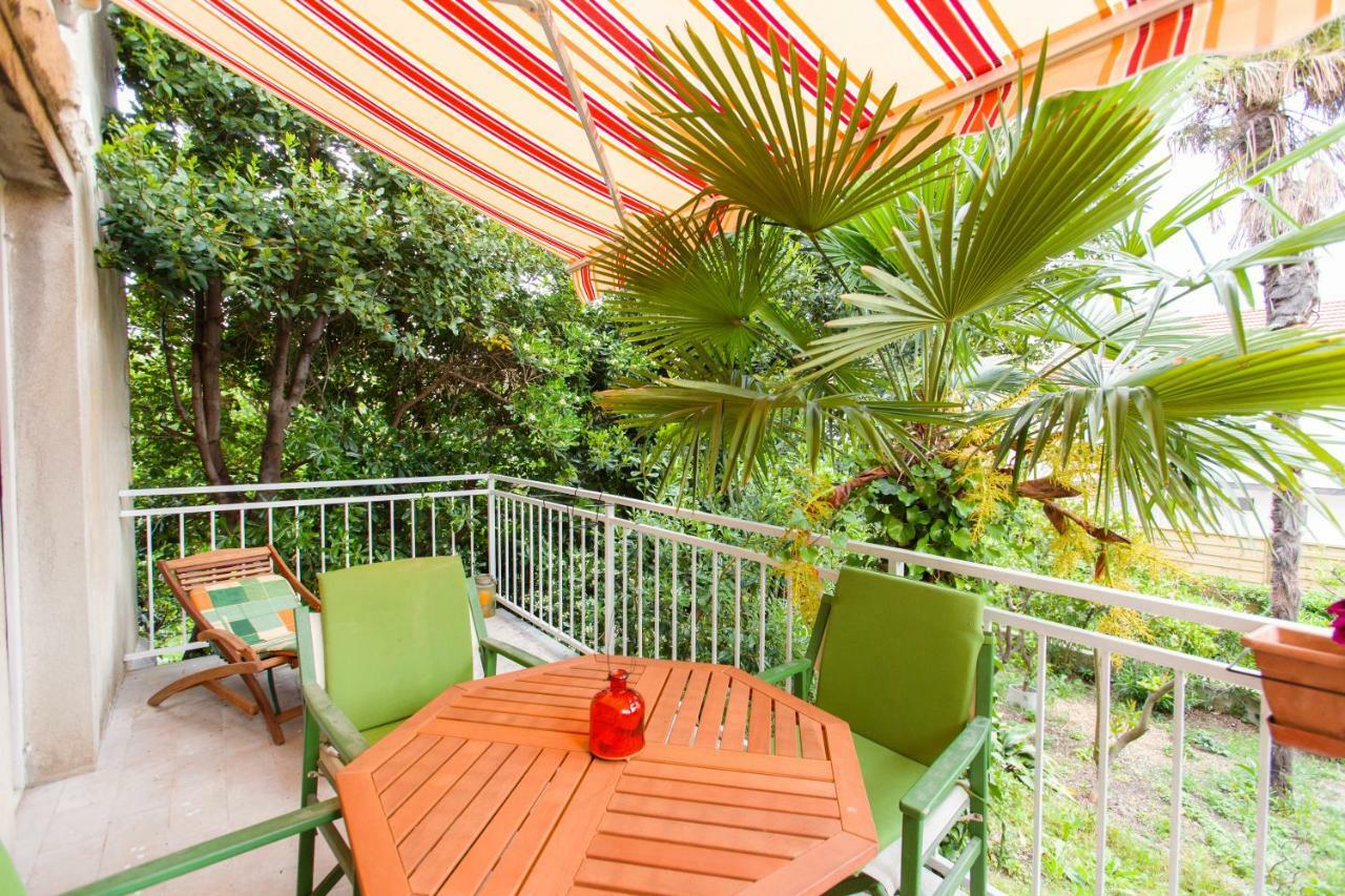Apartment Dragana Каштела Екстер'єр фото