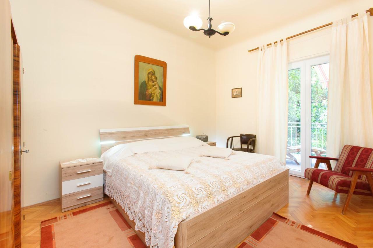 Apartment Dragana Каштела Екстер'єр фото